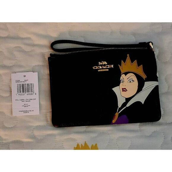 NEW WITH TAGS COACH DISNEY EVIL QUEEN MOTIF WRISTLET - Picture 4 of 4